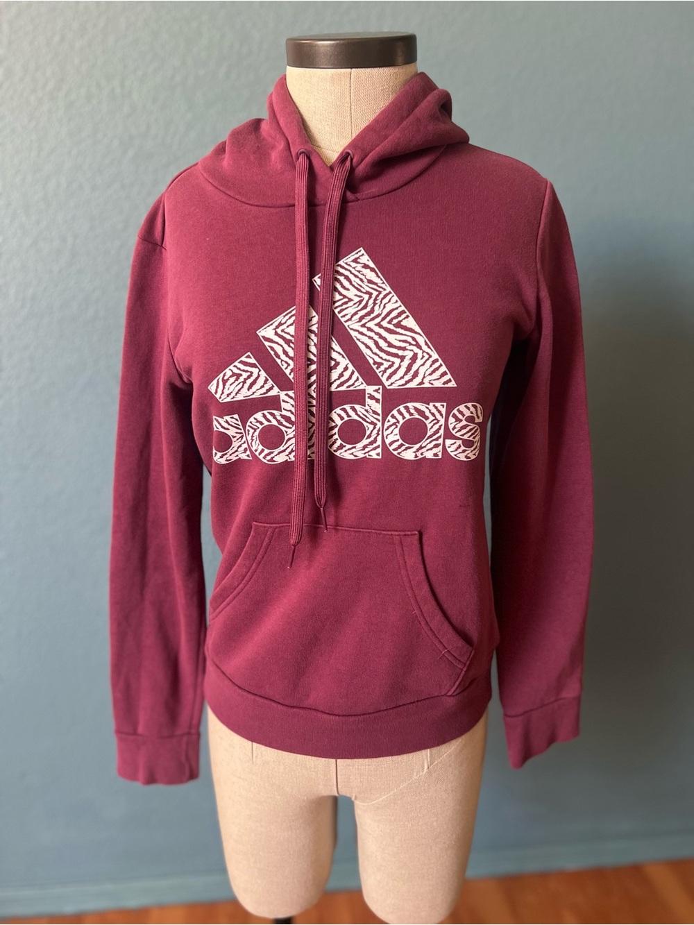 adidas Badge of Sport Zebra Graphic Women's Maroon Hoodie with Zebra Logo